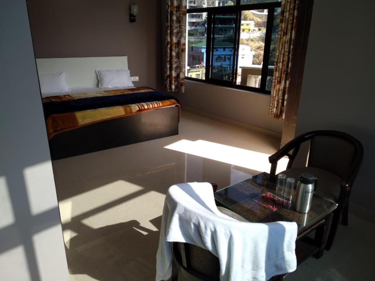 Hotel-78 Pithoragarh Экстерьер фото